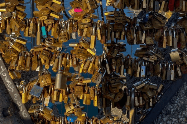 merecemos amor / Puente Enrico Molteni, Naviglio Grande